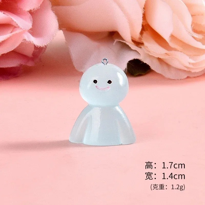 10 stuks Glow In Dark Cartoon  - Art Craft Resin recensie en prijs
